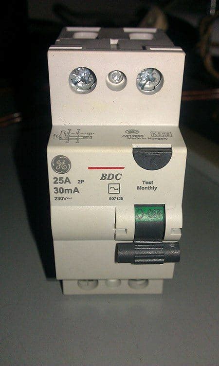 rcbkk-122a|Features of 3 circuit protection devices (MCB, RCCB and RCBO) .